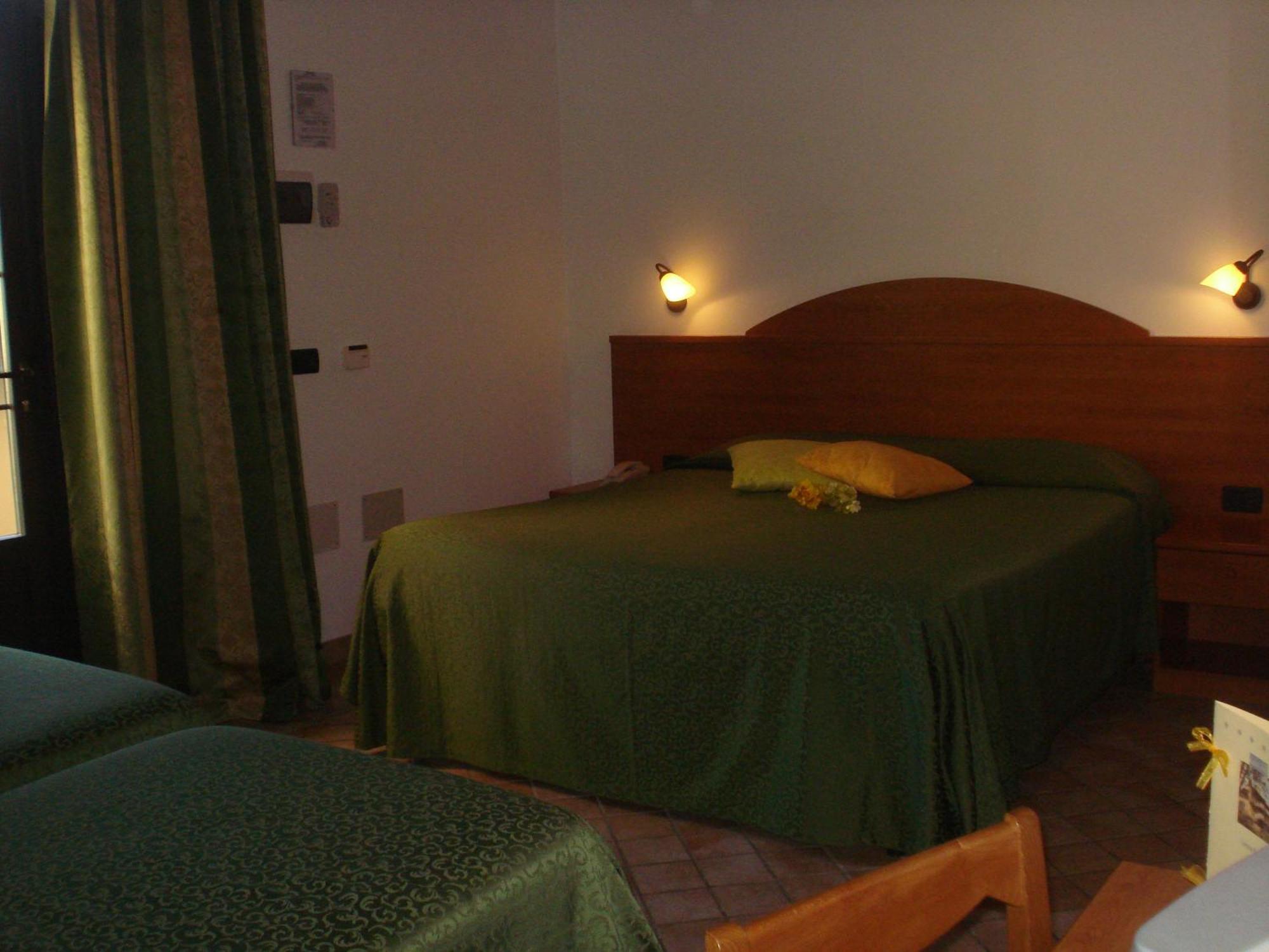 Carlo'S Hotel Castagneto Carducci Exteriér fotografie